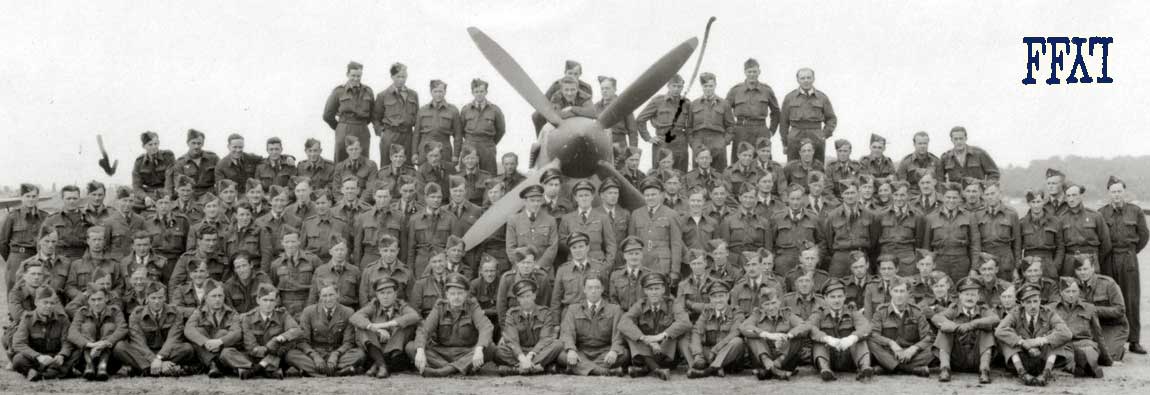 403 Squadron Photo with Ground Crew